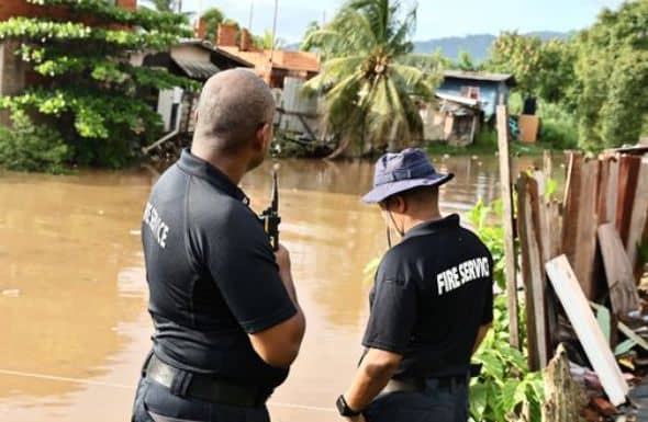 Rescatan del rio a niña de 8 años en Trinidad y Tobago