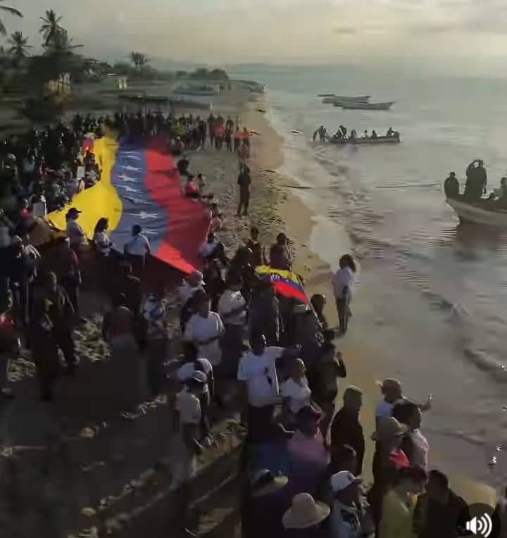 Anzoátegui: Miles de personas desbordan playas y ríos en defensa de la soberanía nacional