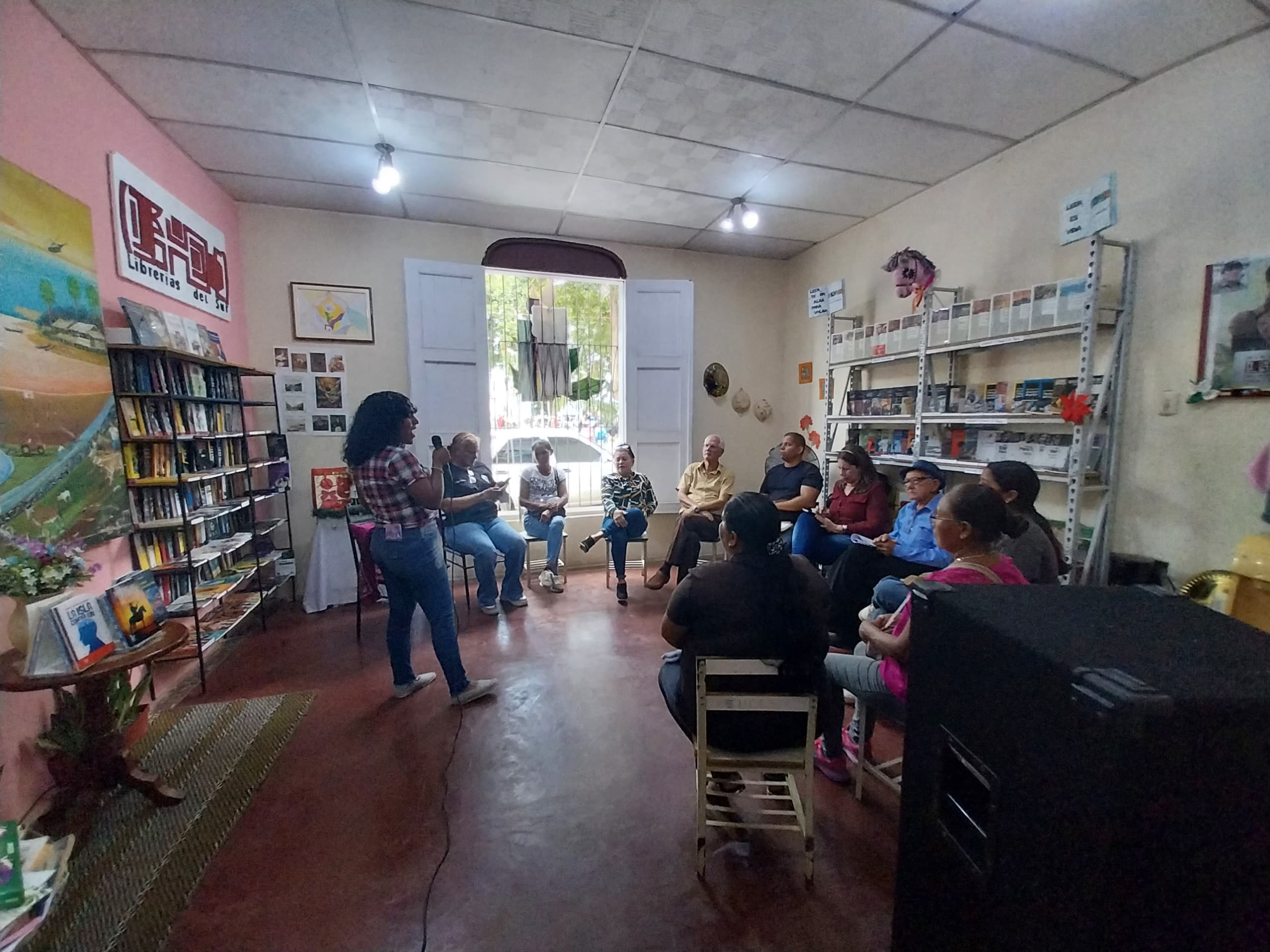 La tertulia poética deleitó este miércoles a los tucupitenses