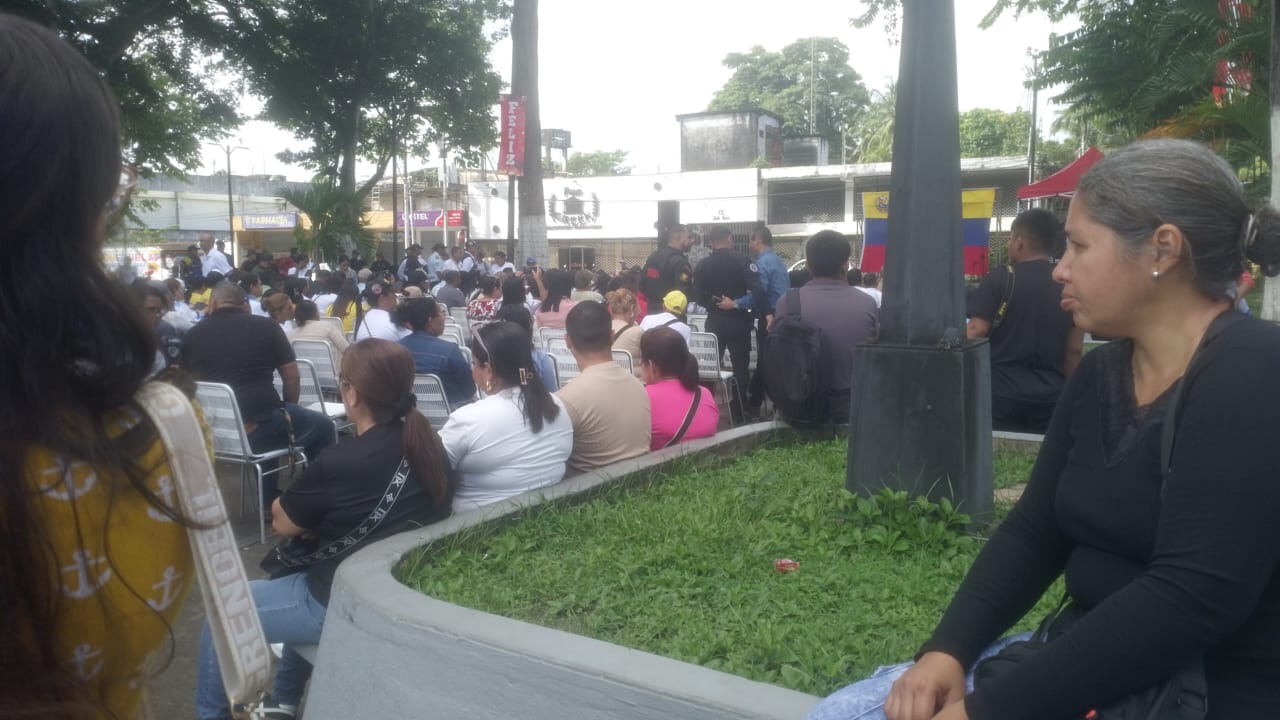 Población levantó clamor por la salud de la gobernadora Loa Tamaronis