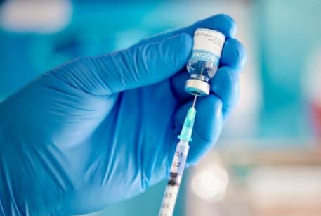 Rusia presenta dos nuevas vacunas contra el cáncer colorrectal