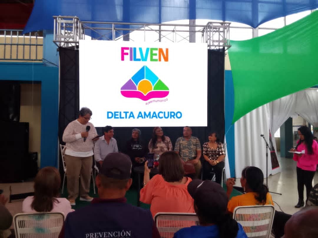 Licenciada Mercedes Marín durante la Feria Internacional del Libro de Venezuela (Filven) 2026 capítulo Delta Amacuro. Foto: Cortesía