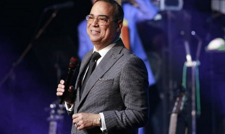 Gilberto Santa Rosa lanza «consejo de un abuelo» junto a su nieto