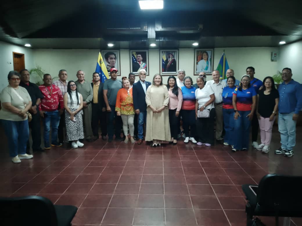 Tucupita recibe oferta académica de la UBA en convenio con Cámara de Comercio
