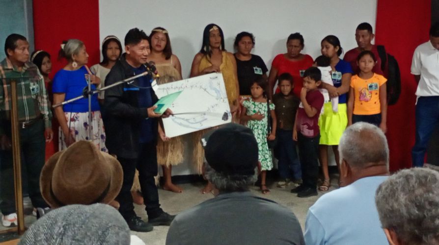 Indígenas waraos de Benítez realizaron exposición sobre su cultura en Ateneo de Carúpano