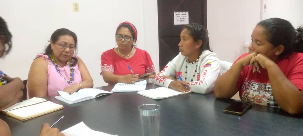 Día Internacional de la Mujer y la Niña Indígena  se planificó con detalles
