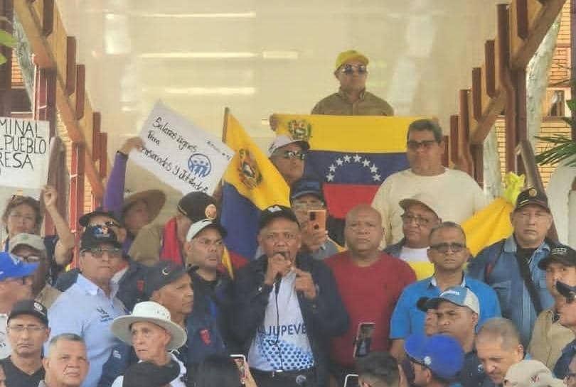 15 años después trabajadores y jubilados pudieron volver a protestar dentro de la CVG en Alta Vista