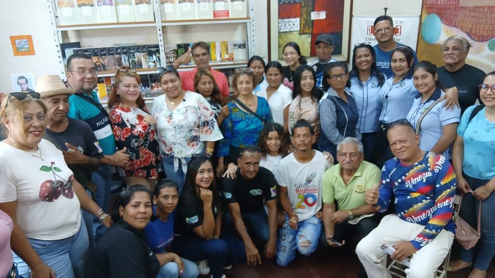 «Letras con sabor a cacao» se disfrutó en la Casa del Artista